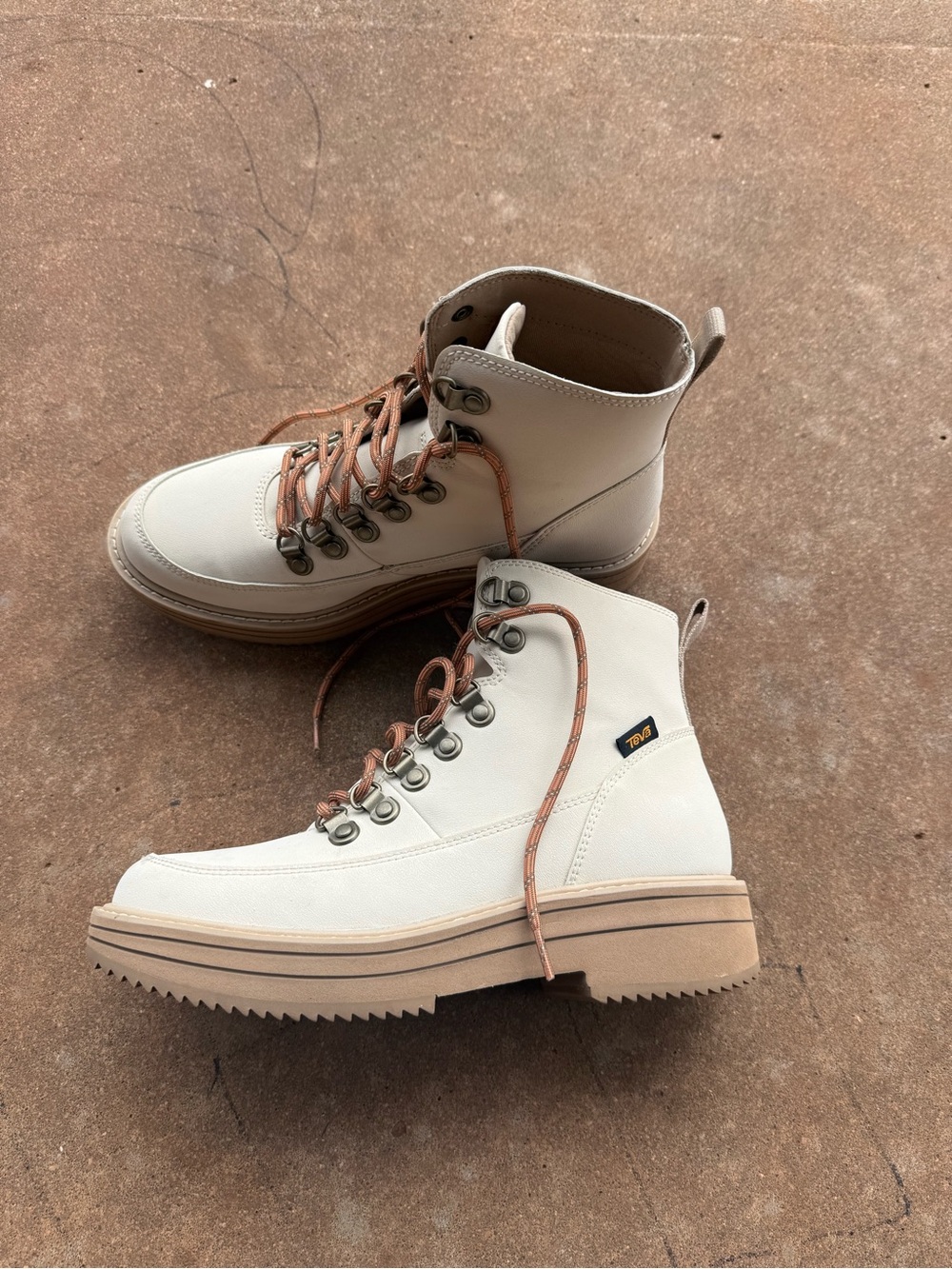 Teva Cream and Tan Platform Lug  Boots CASUAL wear